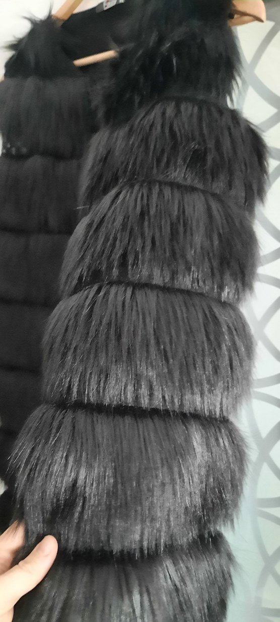 Uzun Siyah Kürk Detaylı Kadın Yelek - Görsel 2