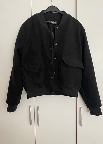 Siyah Düğmeli Kadın Street Wear Ceket