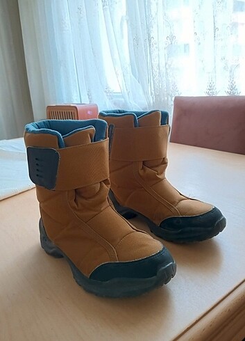 Decathlon 37 numara şu geçirmez kışlık bot, Dechatlon