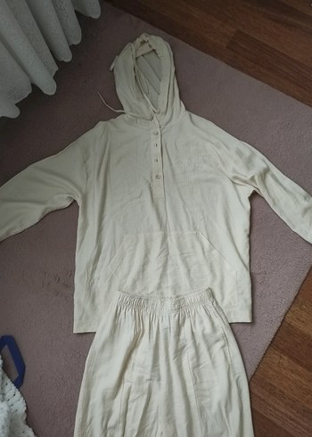 Düğmeli Uzun Kollu krem takım - Görsel 4