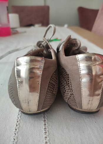 39 Beden gri Renk Gri Yılan Desenli Kadın Süet Sneaker