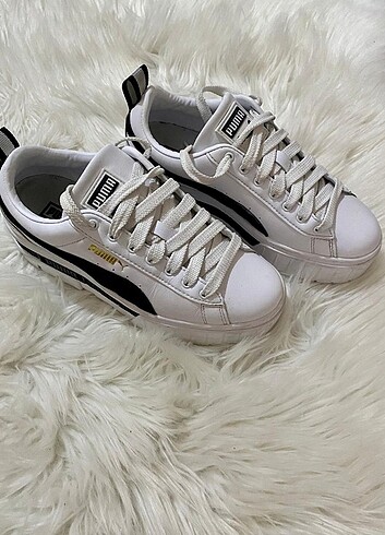 37 Beden beyaz Renk Puma mayze ayakkabi