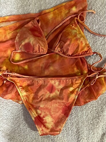 36 Beden trendyolmilla bikini takimi pareolu