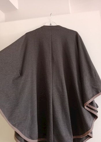 Düğmeli Gri Kadın Uzun Kollu Panço - Görsel 10