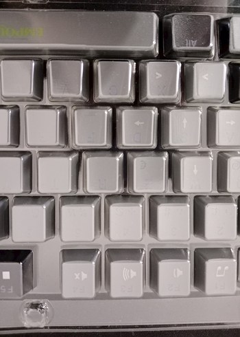 Siyah Mekanik Klavye Turuncu Vurgularla - Görsel 12