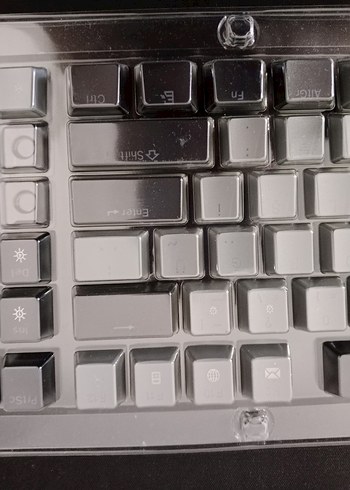 Siyah Mekanik Klavye Turuncu Vurgularla - Görsel 10