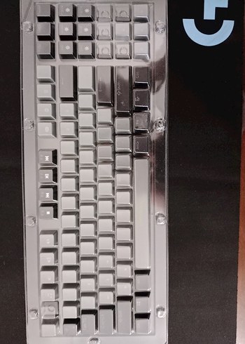 Siyah Mekanik Klavye Turuncu Vurgularla - Görsel 8