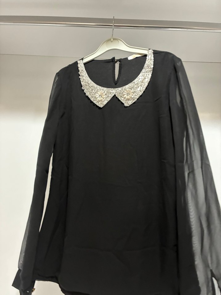 Siyah Payetli Yakalı Uzun Kollu Gömlek/Bluz - Görsel 4
