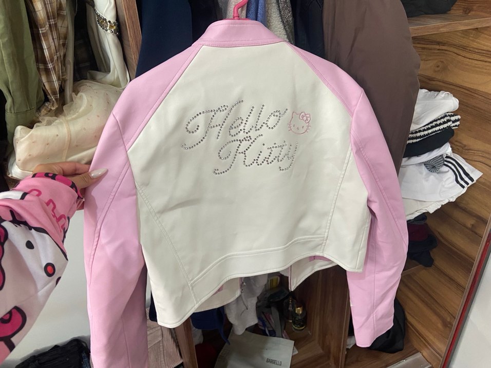 BERSHKA hello kitty Pembe Beyaz Deri Ceket - Görsel 3