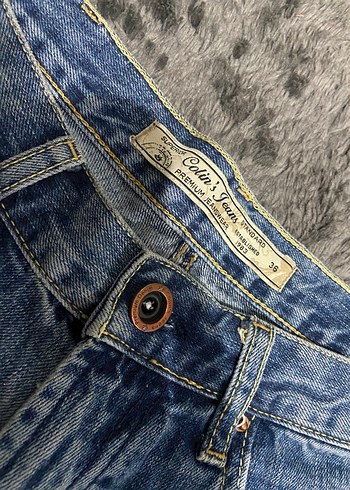 Colins Yırtık Detaylı Mavi Kadın Denim Şort - Görsel 3