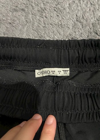 Siyah Rahat Kesim Mini Şort - Görsel 3