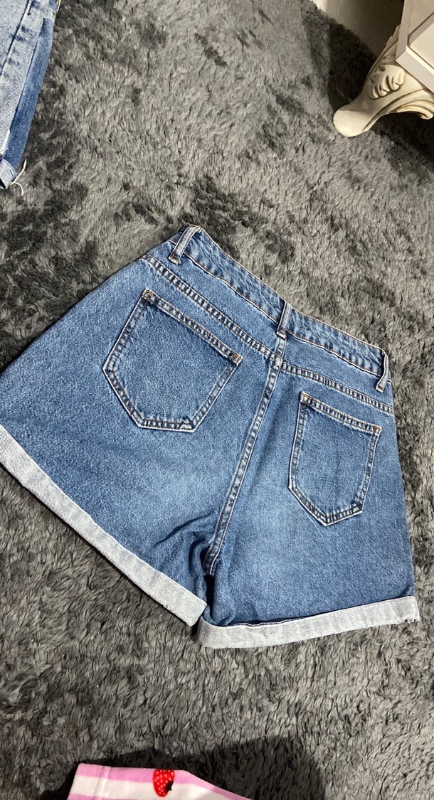 Gevşek Kesim Mini Denim Şort - Görsel 3