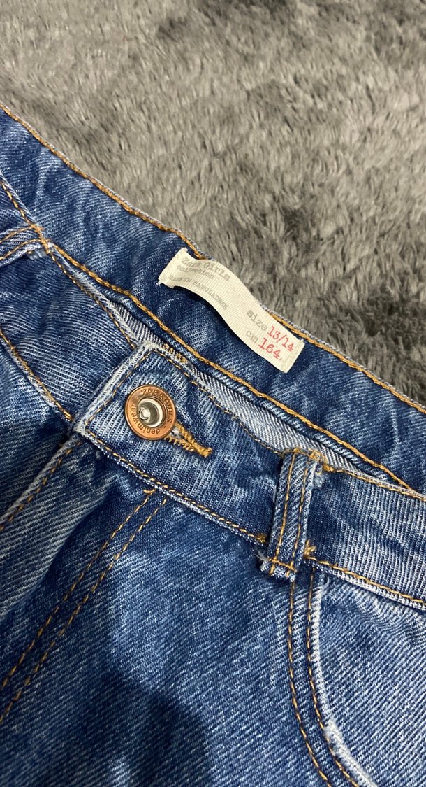 ZaraRenkli Nakışlı ve Boncuklu Mini Kot Şort - Görsel 3