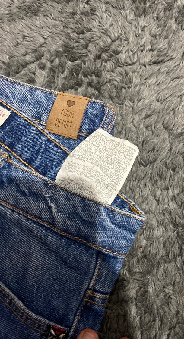 ZaraRenkli Nakışlı ve Boncuklu Mini Kot Şort - Görsel 5