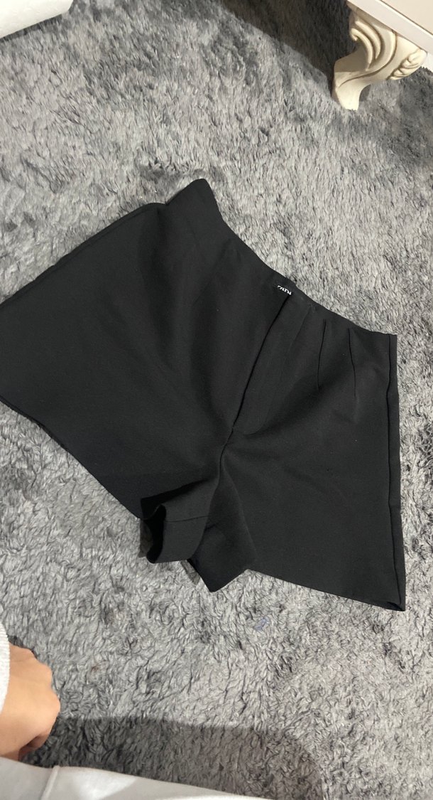 Zara Kadın Mini şort Sıcak Kumaşlı - Görsel 3