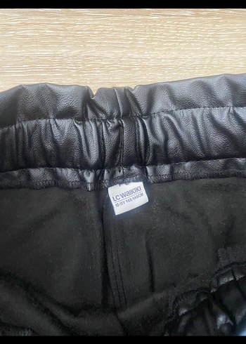LC Waikiki LC Waikiki 10-11 yaş deri pantolon