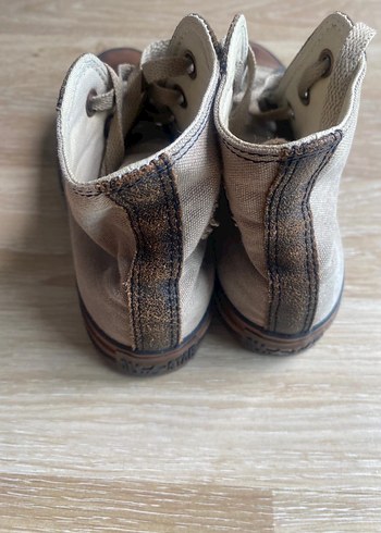 36 Beden camel Renk Converse 36 numara ayakkabı