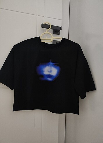 Illusion Face Baskılı Kemer Boy Oversize Kadın Siyah T-shirt 