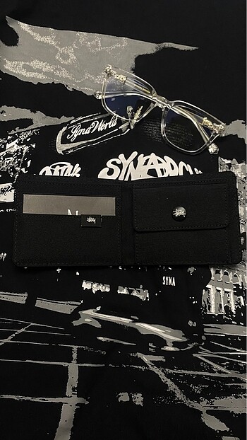 stüssy cüzdan