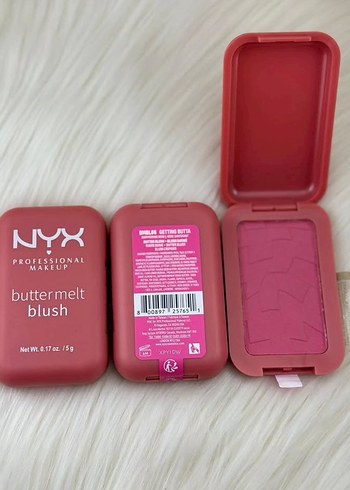 NYX Buttermelt Pembe Allık - Görsel 3