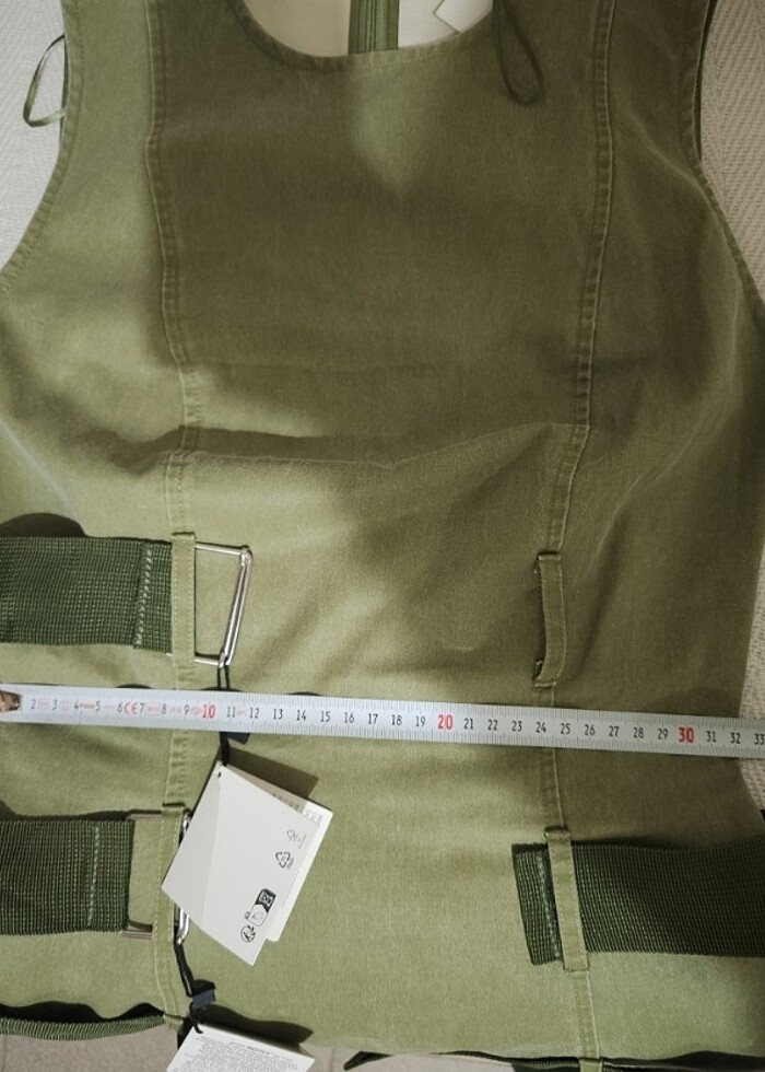 Zara haki kemerli elbise - Görsel 4