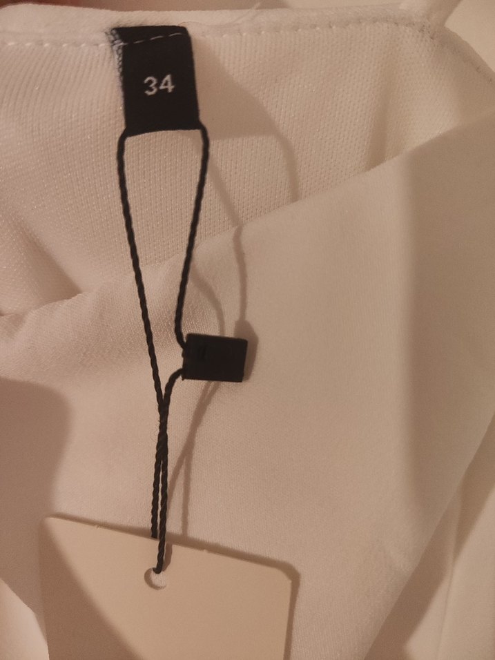 Beyaz Askılı Fırfırlı Elbise - Görsel 5