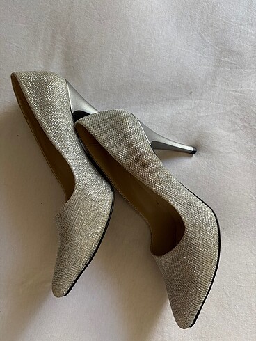 40 Beden gri Renk Gümüş parıltılı stiletto