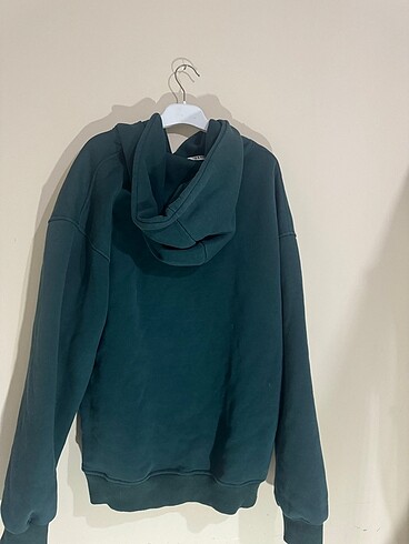 s Beden Gap sweat