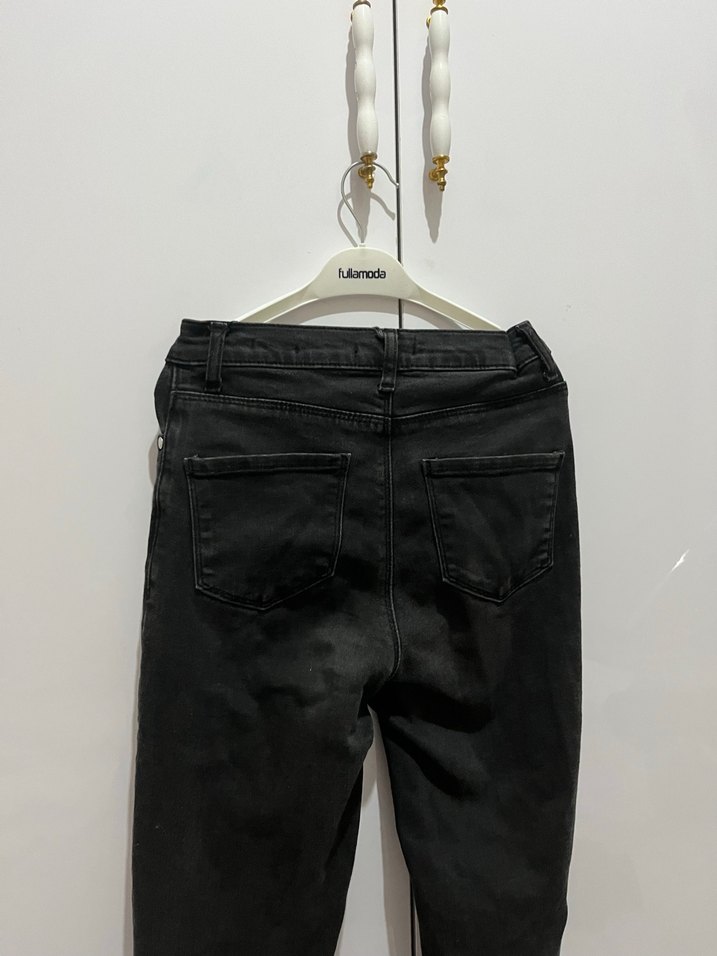 Siyah Dar Kesim Midi Kadın Kot Pantolon - Görsel 4