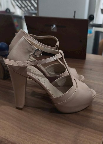 Bej Platform Stiletto Topuklu Kadın Ayakkabı - Görsel 2