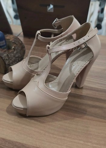 Bej Platform Stiletto Topuklu Kadın Ayakkabı - Görsel 4