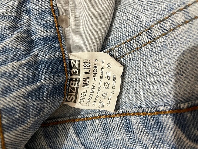 32 Beden mavi renk jean