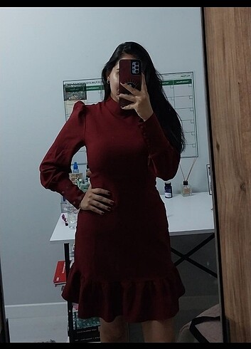m Beden bordo Renk Kırmızı elbise 