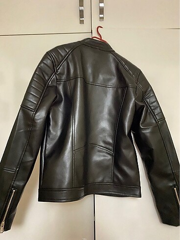 Deri ceket etiketli - Görsel 5