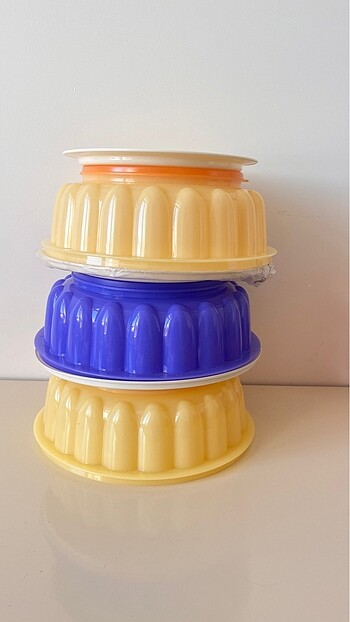 Tupperware prenses tacı