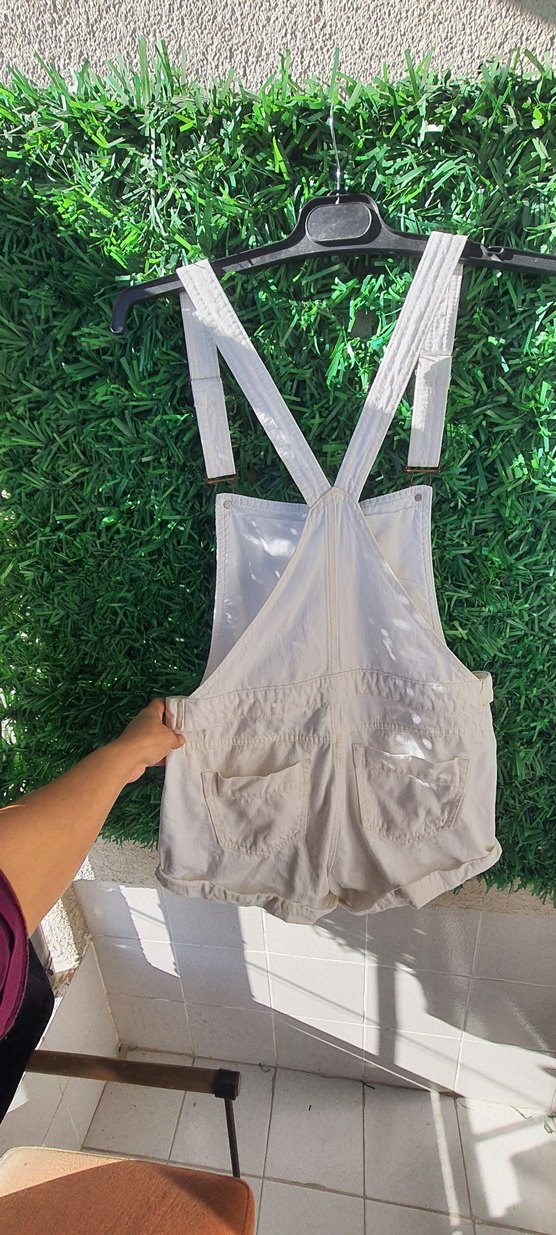 Kızlar için Beyaz Askılı Şort Tulum - Görsel 2