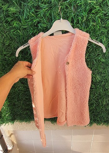 lcw 9/10 yas Kız Çocuk Pembe Peluş Yelek - Görsel 6