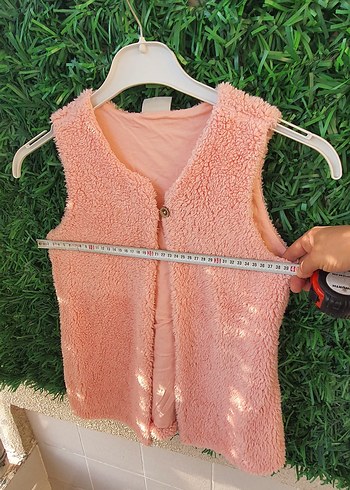 lcw 9/10 yas Kız Çocuk Pembe Peluş Yelek - Görsel 3