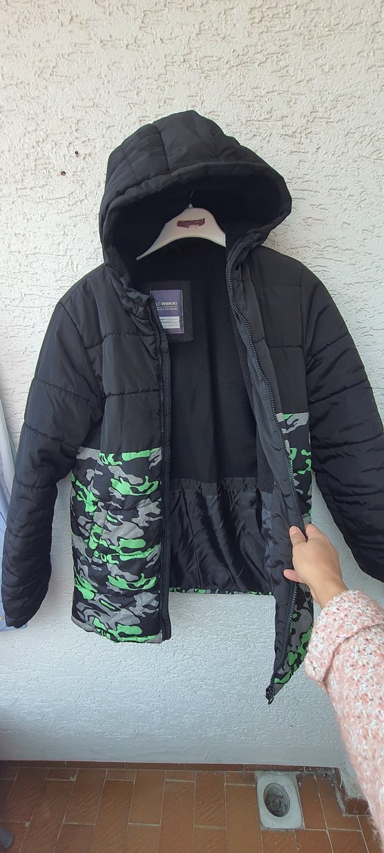 lcw 13 yas KapüşonluDesenli Erkek cocuk kalin  Mont - Görsel 3