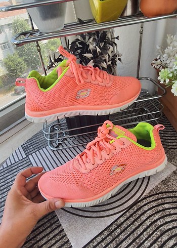 Skechers Kadın 37.5 no Pembe Bağcıklı Spor Ayakkabı