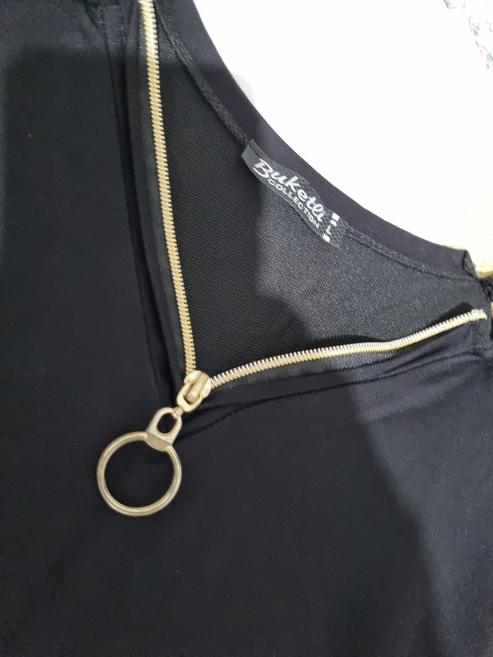 Zincir Detaylı Siyah Uzun Elbise - Görsel 4