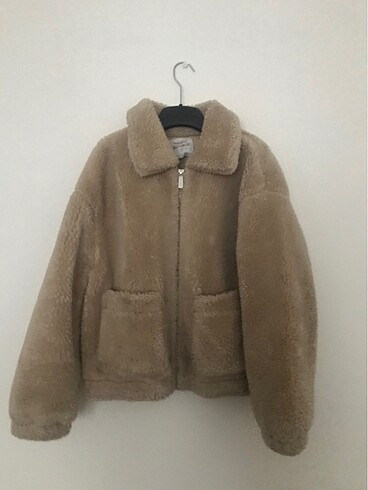 m Beden kahverengi Renk pull and bear peluş mont
