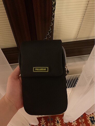 Beden pull and bear omuz çantası