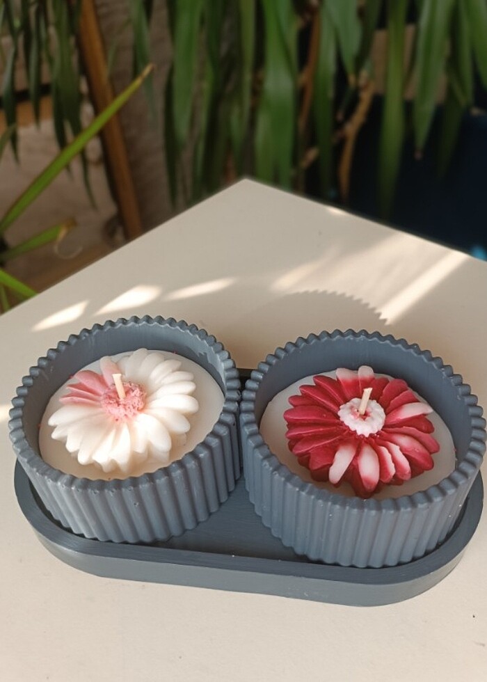 Beton Kapta Çiçek Soya Mum - Görsel 3