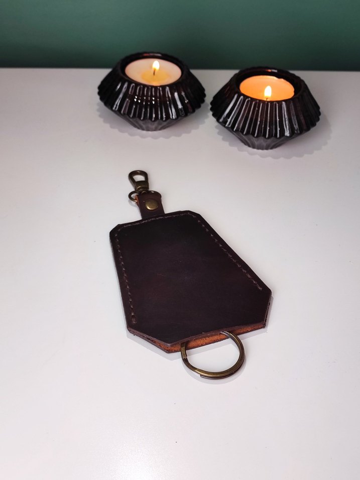 Hakiki Deri Çekmeli Minimalist Anahtarlık - Görsel 2