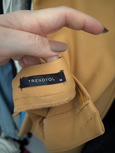 36 Beden Trendyol İspanyol paça kumaş pantolon