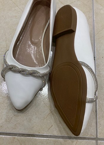 Beyaz Taş Detaylı babet Kadın Ayakkabı - Görsel 3