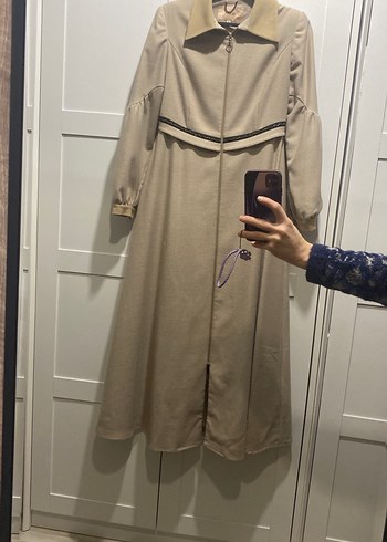 Bej Uzun Kadın Klasik Ofis Kabanı - Görsel 4