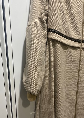 Bej Uzun Kadın Klasik Ofis Kabanı - Görsel 3