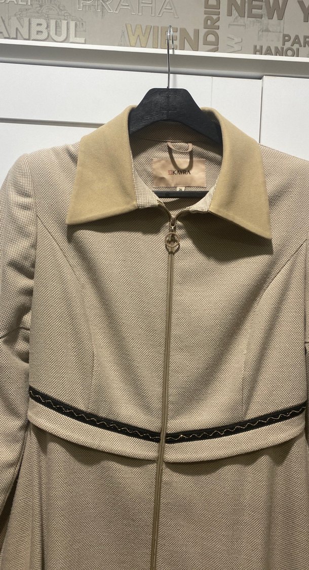 Bej Uzun Kadın Klasik Ofis Kabanı - Görsel 2